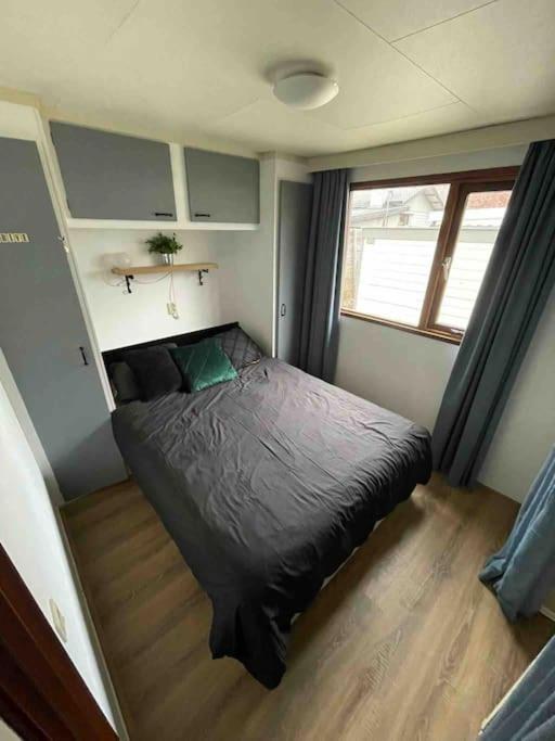 פוטן Gezellig Chalet Op De Prachtige Veluwe מראה חיצוני תמונה