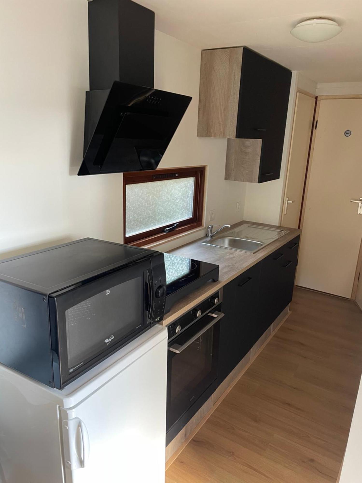 פוטן Gezellig Chalet Op De Prachtige Veluwe מראה חיצוני תמונה
